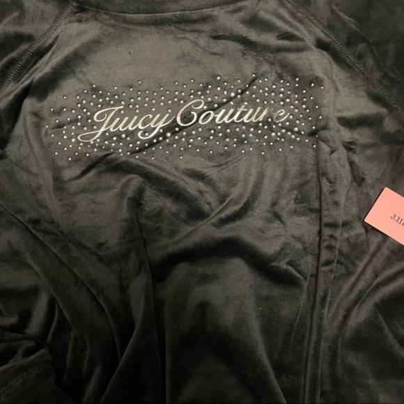 Juicy Couture Velour Jogger Pajama Set - Picture 5 of 6